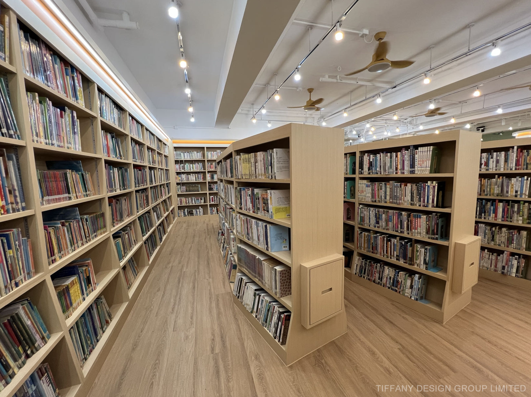 新會商會中學